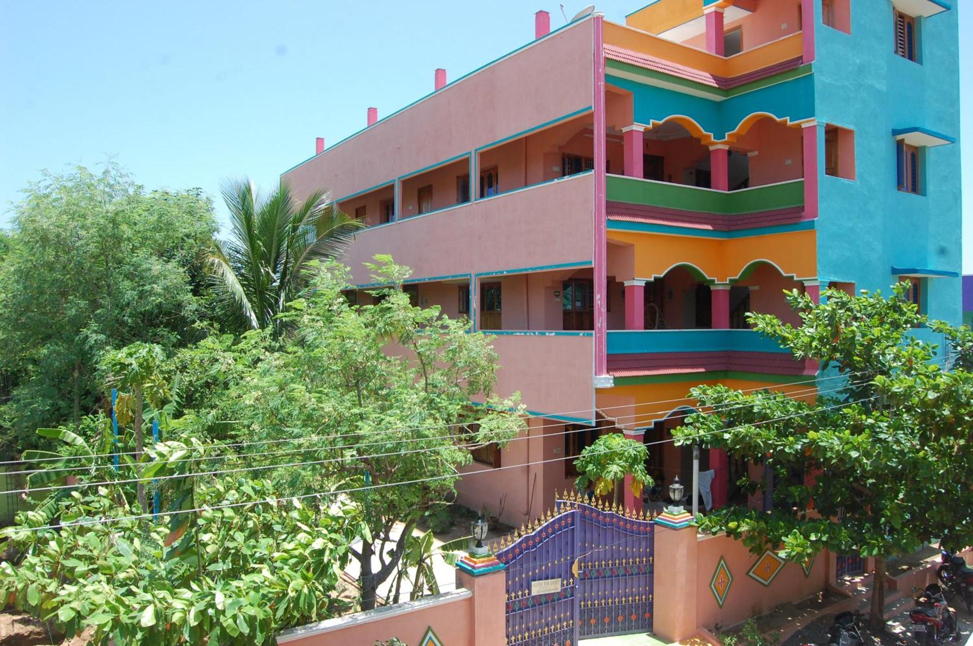 Rainbow Guest House Tiruvannāmalai Dış mekan fotoğraf