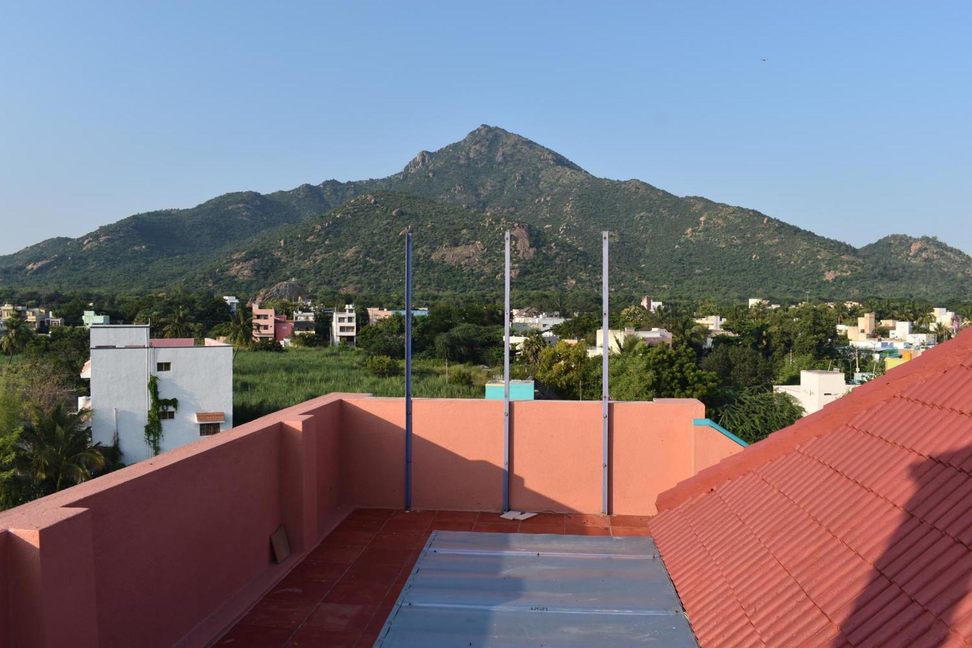 Rainbow Guest House Tiruvannāmalai Dış mekan fotoğraf