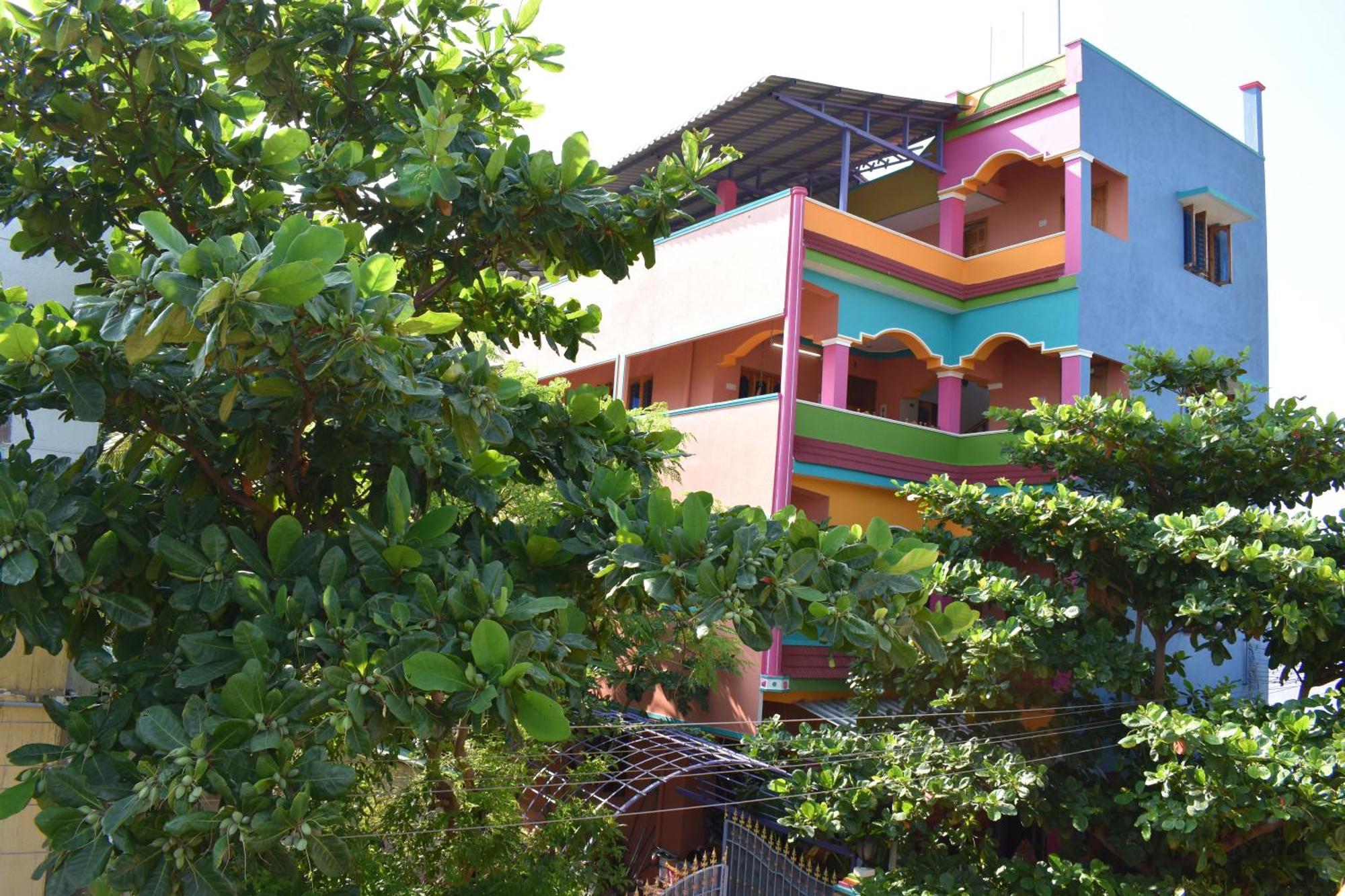Rainbow Guest House Tiruvannāmalai Dış mekan fotoğraf