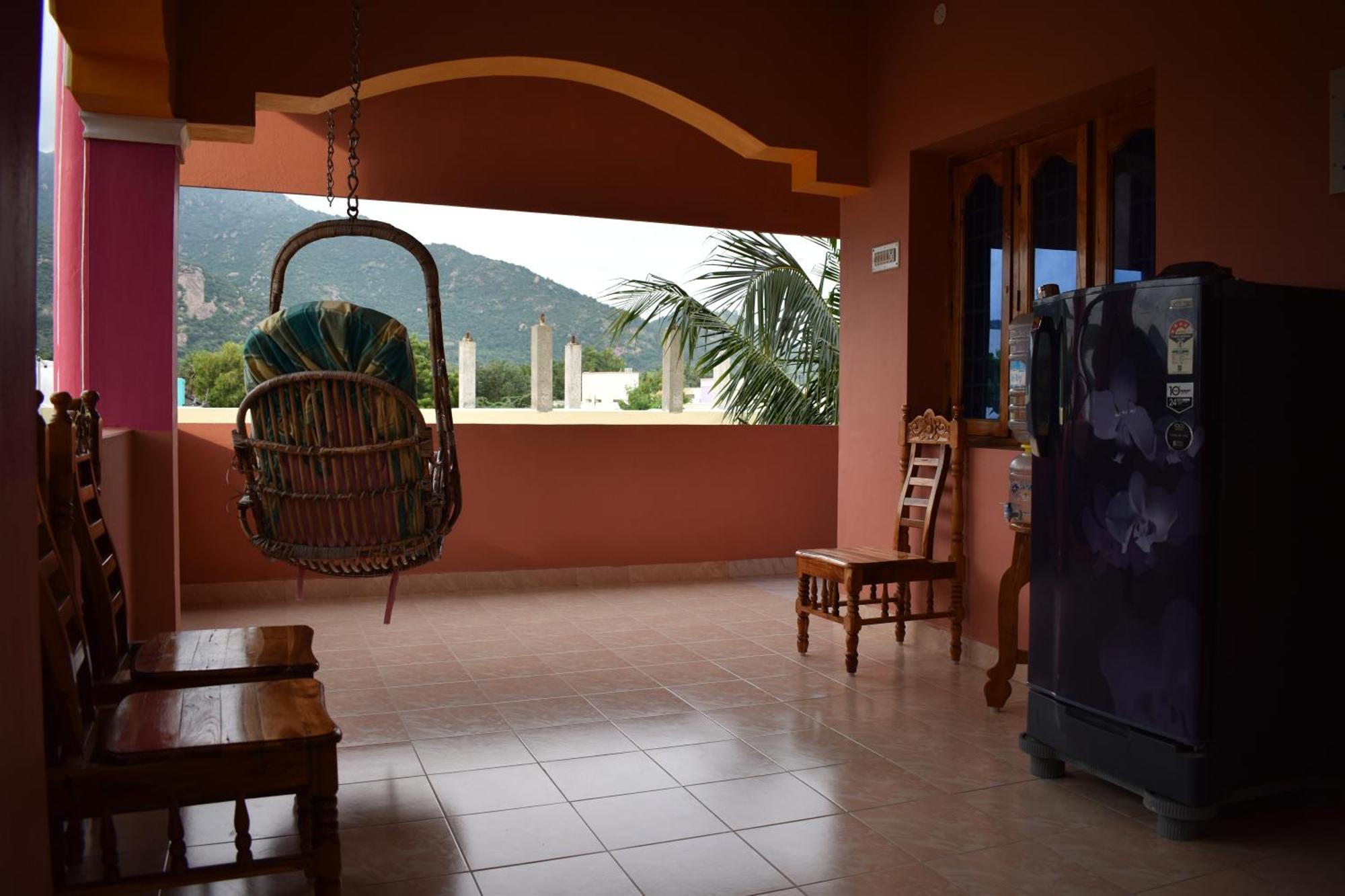 Rainbow Guest House Tiruvannāmalai Dış mekan fotoğraf