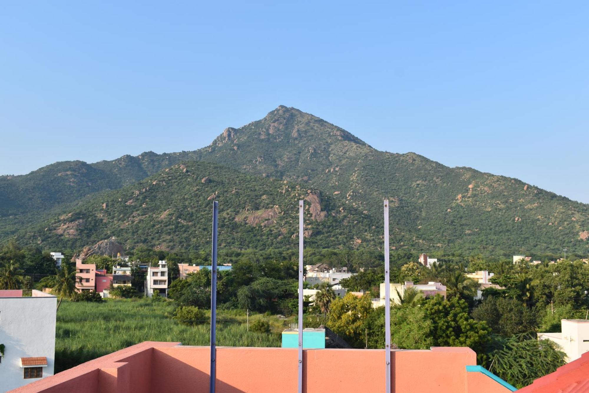 Rainbow Guest House Tiruvannāmalai Dış mekan fotoğraf