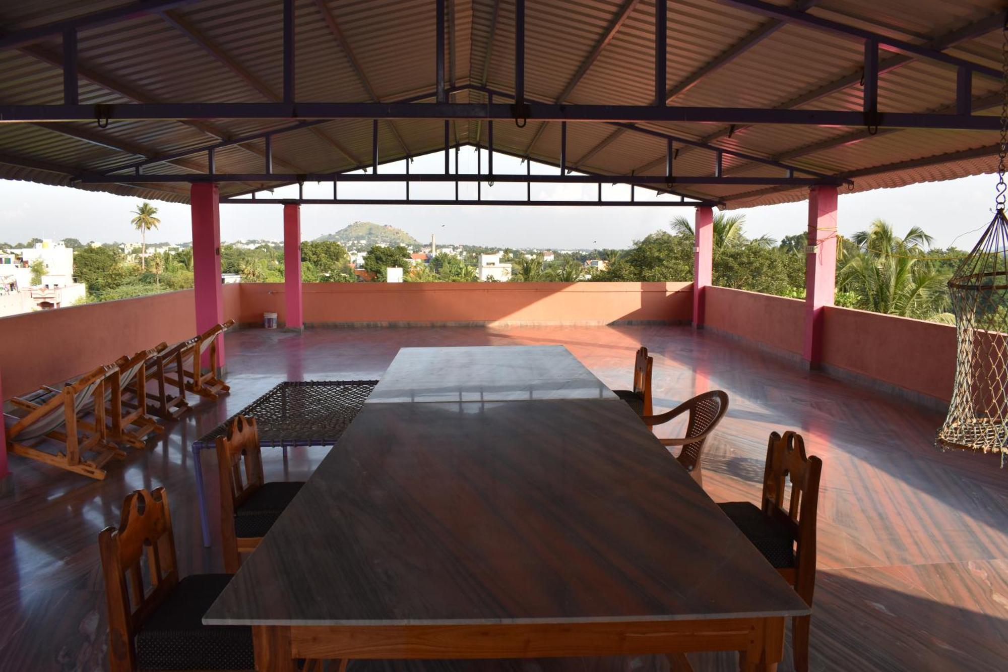 Rainbow Guest House Tiruvannāmalai Dış mekan fotoğraf