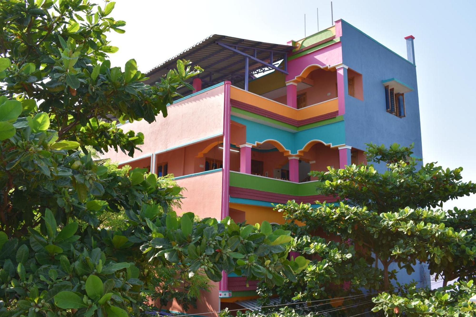 Rainbow Guest House Tiruvannāmalai Dış mekan fotoğraf